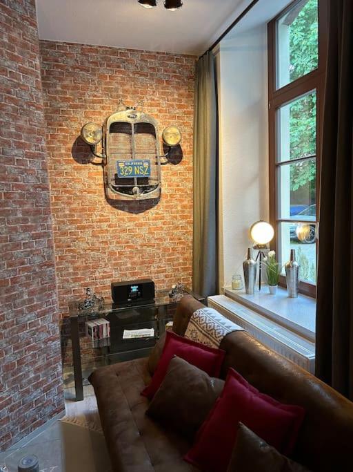Ruhige Wohnung Im Fabrikstil In 켐니츠 외부 사진